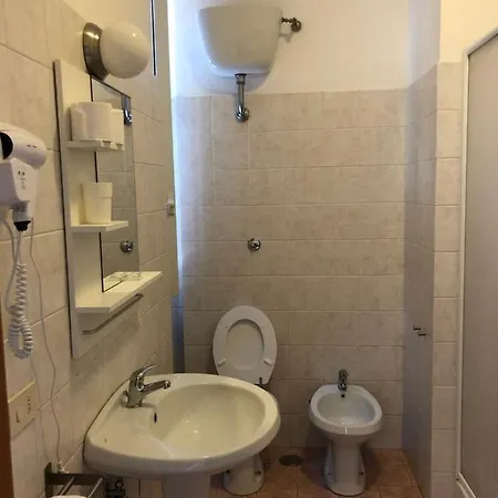 Domus Santa Caterina Πανσιόν 4*